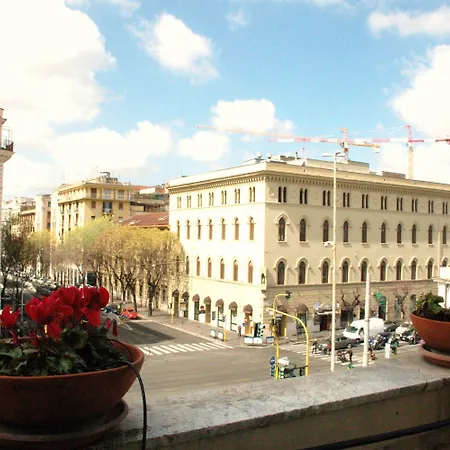 Charme Holidays Colosseum Rom