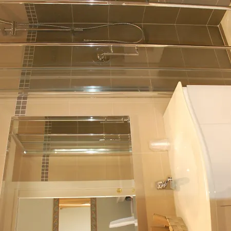 Konukevi Charme Holidays Colosseum Roma