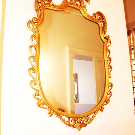 Charme Holidays Colosseum Konukevi Roma