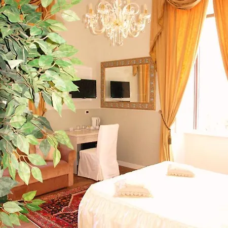 Charme Holidays Colosseum Konukevi 4*