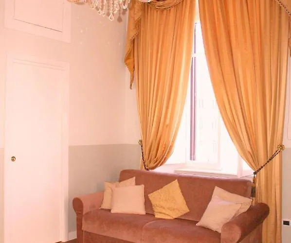 Charme Holidays Colosseum Rom