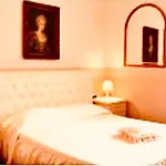 Affittacamere Charme Holidays Colosseum 4*